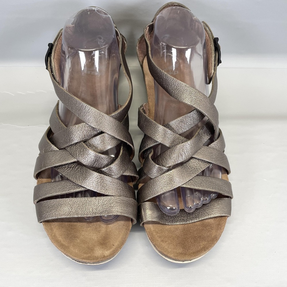 Dansko Vivian Sandals Womens Size 41 Metallic Silver Leather Strappy Wedge Shoes - Picture 4 of 10
